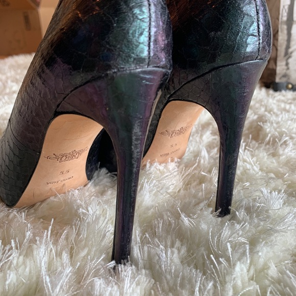 Rachel Roy python pattern Pointed heels - Picture 3 of 4